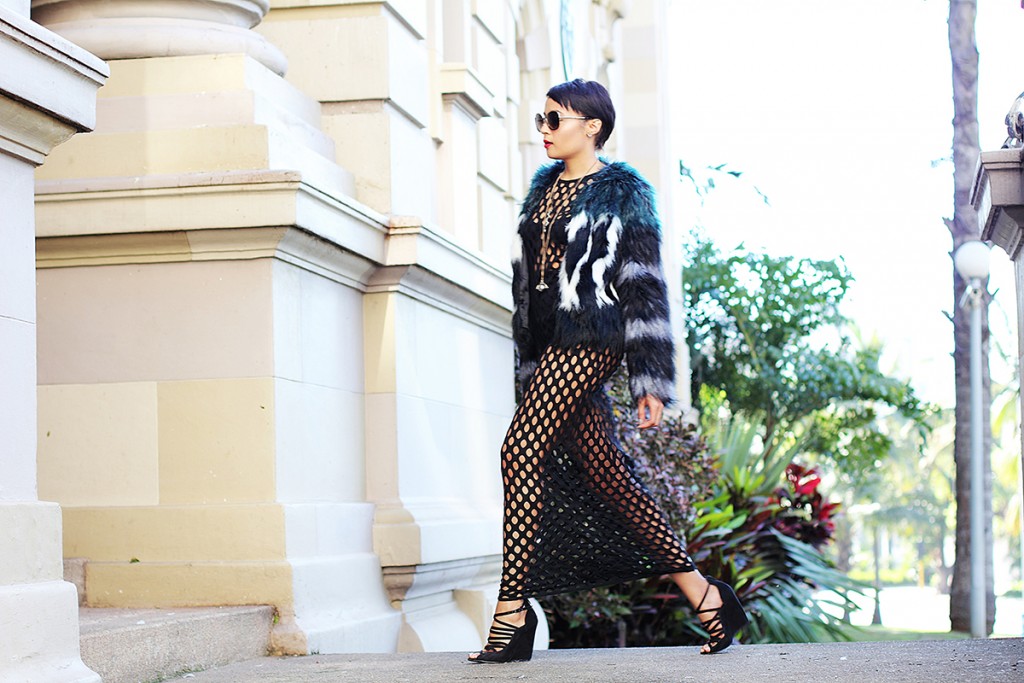 Fashion blogger Brett Robson HM Hole dress 15