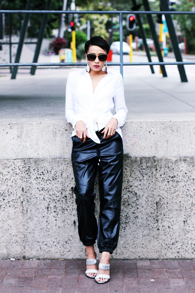 Fashion blogger wears leather jogger 4