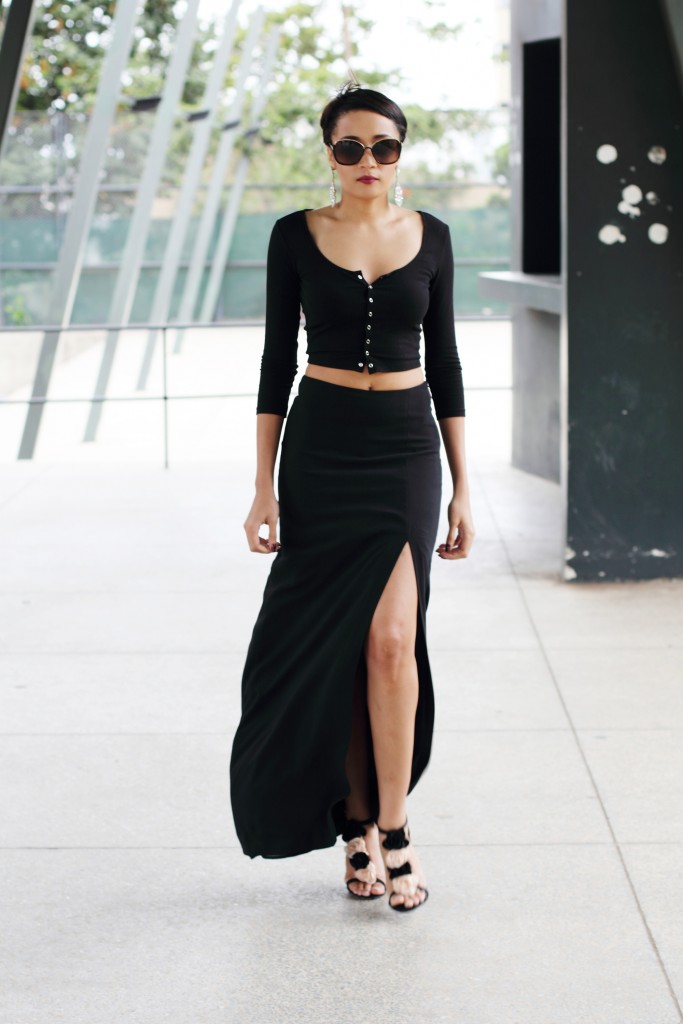 Fashion bloggger Brett Robson wearing camel coat 21