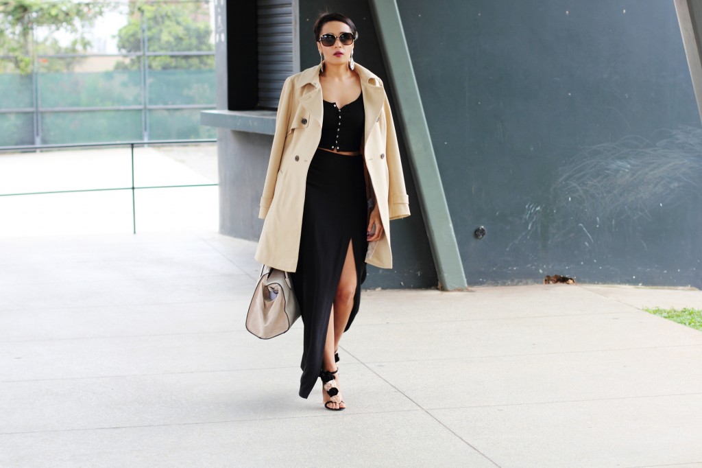 Fashion bloggger Brett Robson wearing camel coat 22