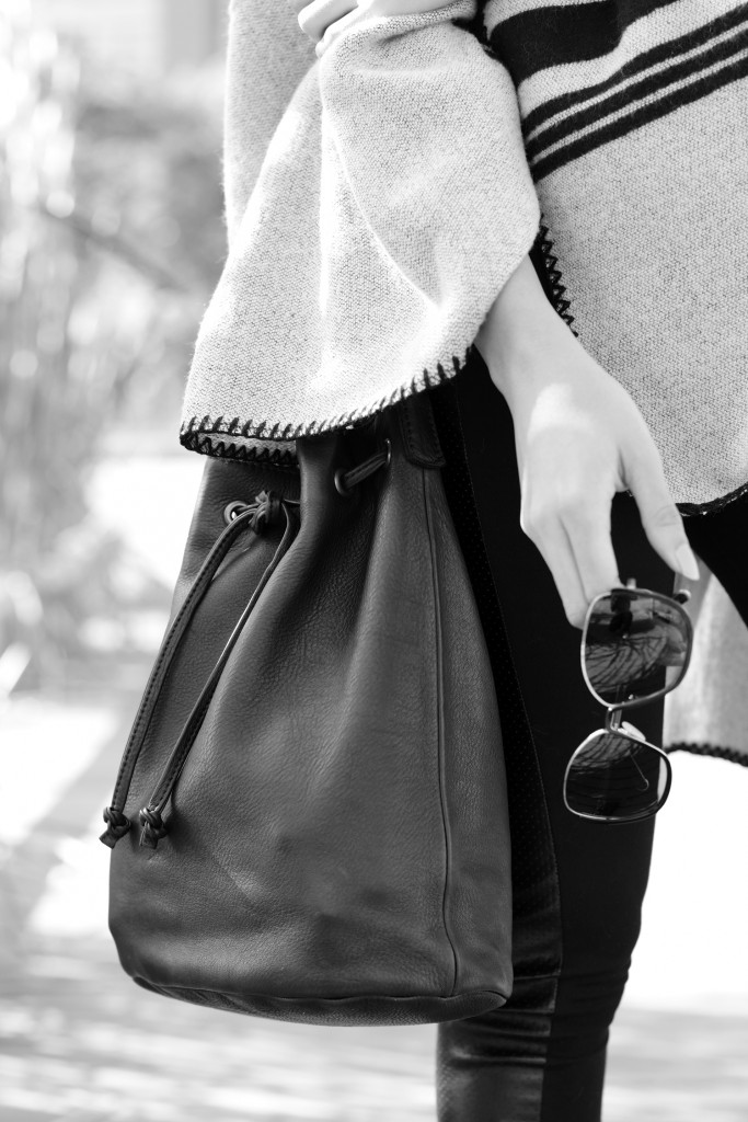 How to wear the blanket cape 21